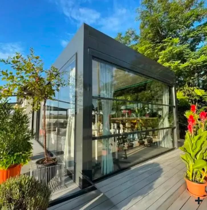 Cam Balkon